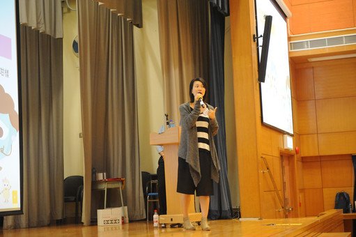 Experience sharing by Ms. Kit Wong