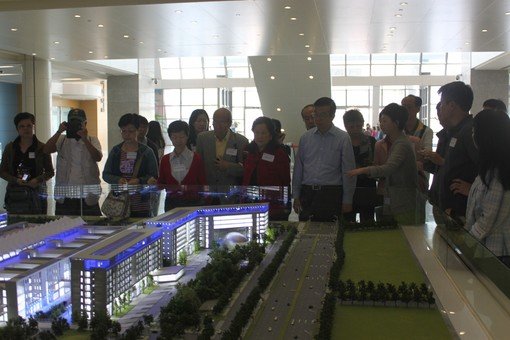 Visit the University of Hong Kong-Shenzhen Hospital