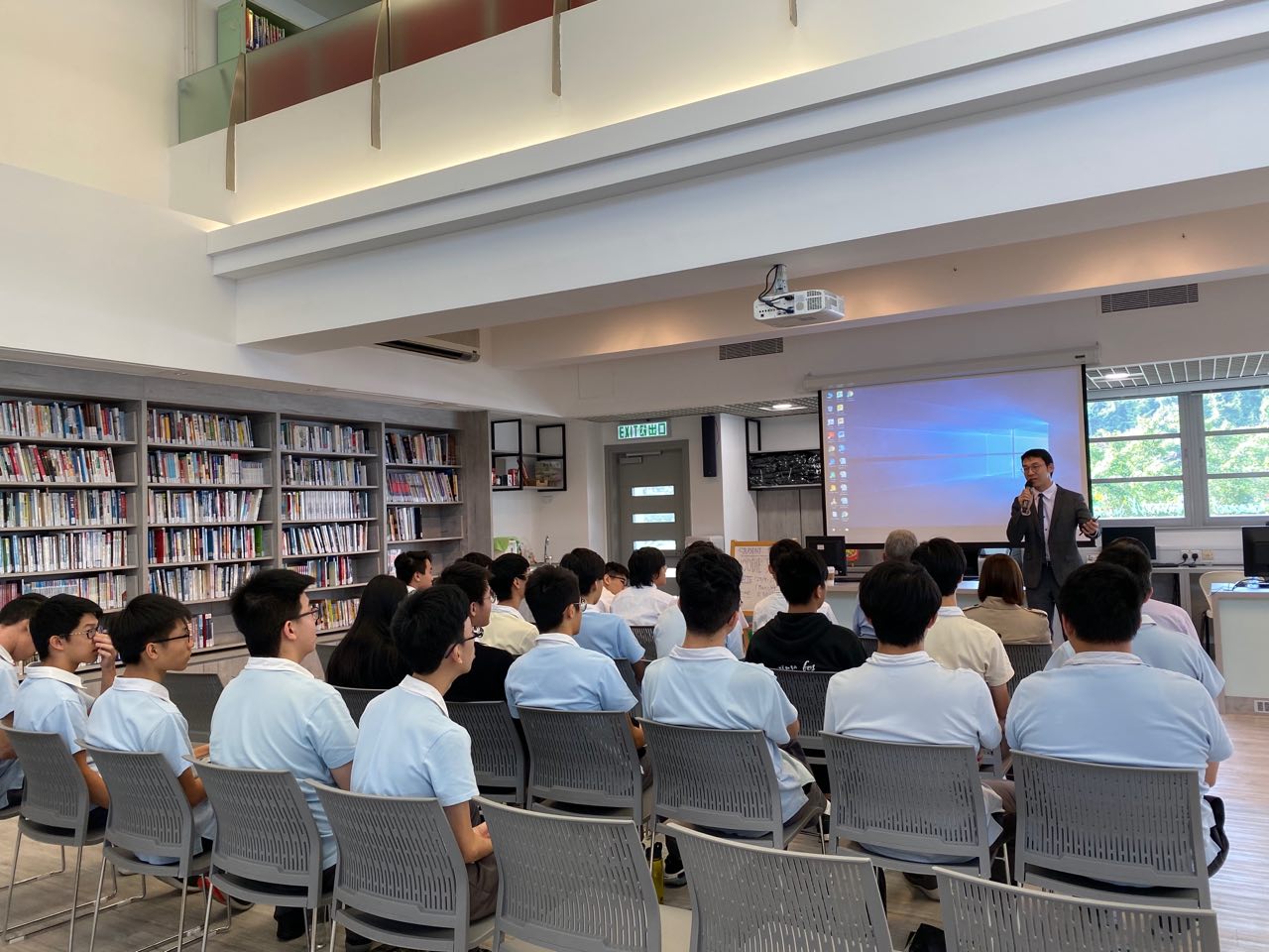 Students were interested in the HKU-Cambridge Joint Recruitment Scheme.